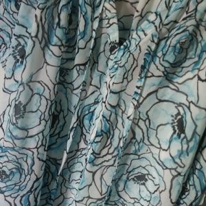 Motherhood Maternity Tops - 💙 { MOTHERHOOD MATERNITY } | Floral Blouse Motherhood Maternity Tops - 💙 { MOTHERHOOD MATERNITY } | Floral Blouse